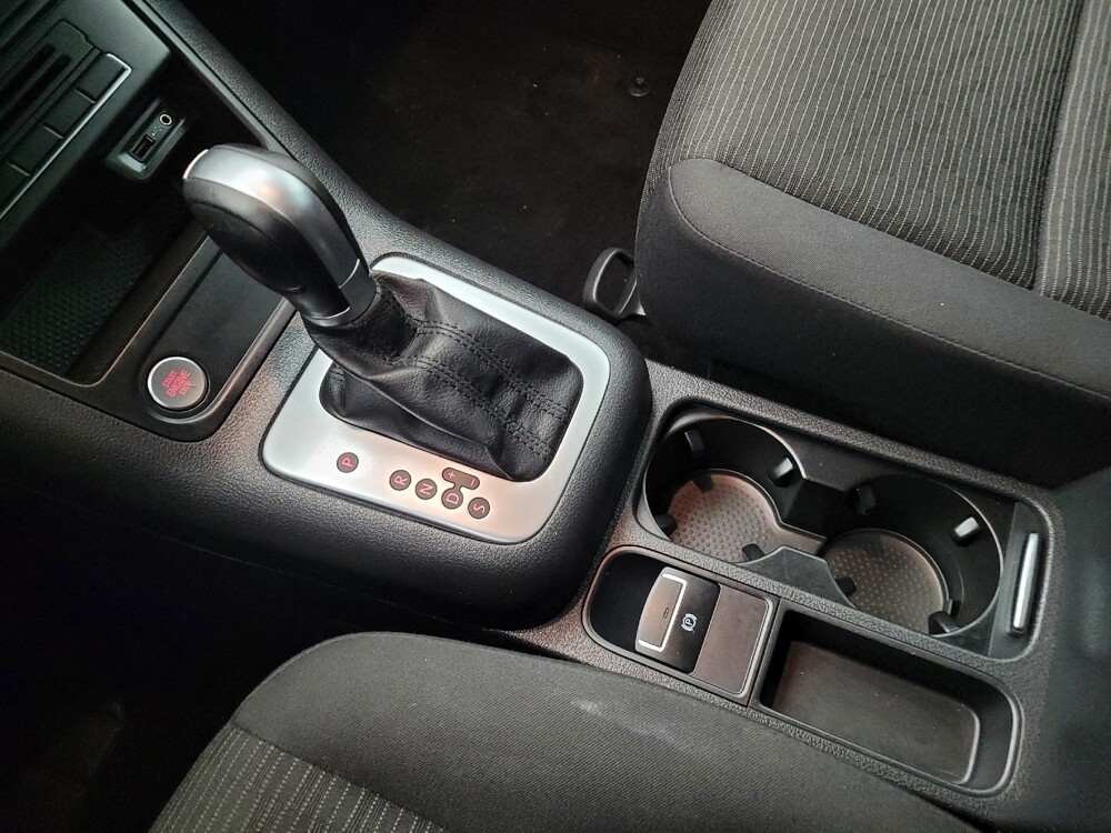 2018 Volkswagen Tiguan in Maple Heights, OH 44137 - 18110530 26