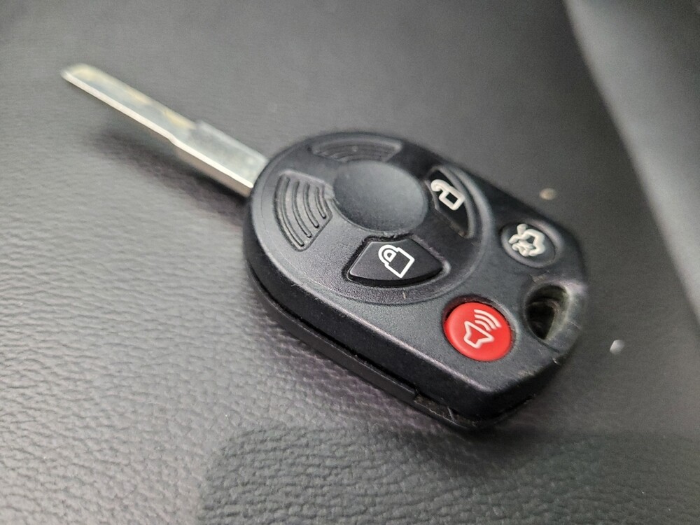 2017 Ford Escape in Tucson, AZ 85705 - 18110533 32