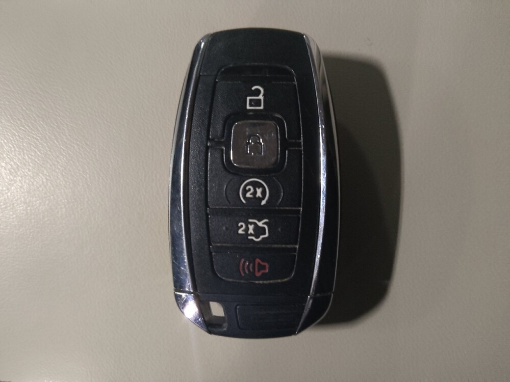 2018 Lincoln MKC in Jacksonville, FL 32225 - 18110537 32