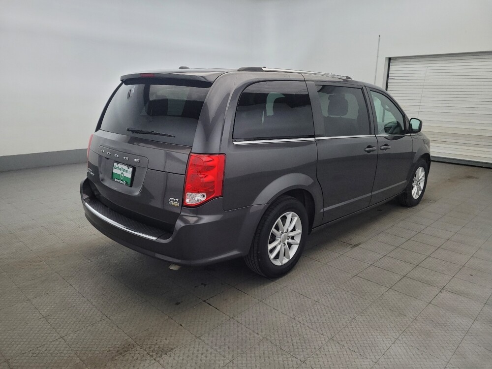2019 Dodge Grand Caravan in Henrico, VA 23223 - 18110541 9