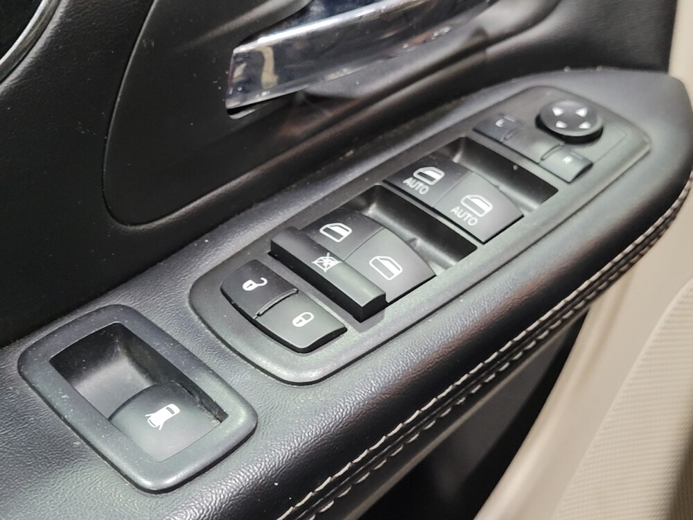 2019 Dodge Grand Caravan in Henrico, VA 23223 - 18110541 27