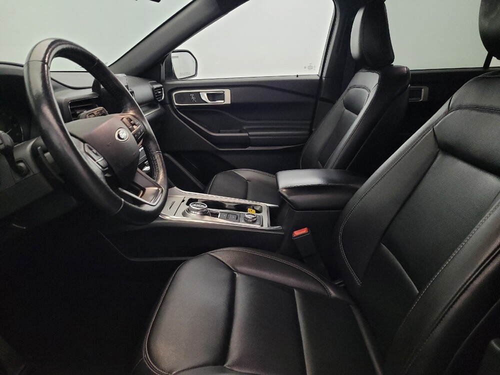 2020 Ford Explorer in Plymouth Meeting, PA 19462 - 18110557 17