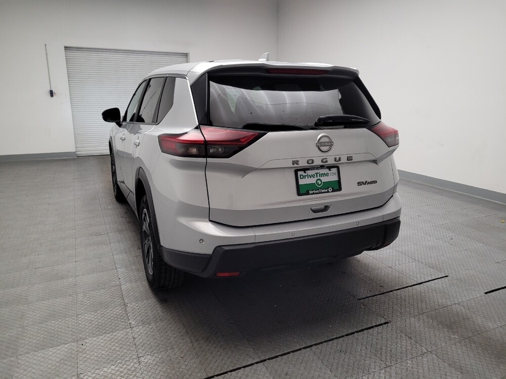 2024 Nissan Rogue in Sacramento, CA 95821 - 18110571 6