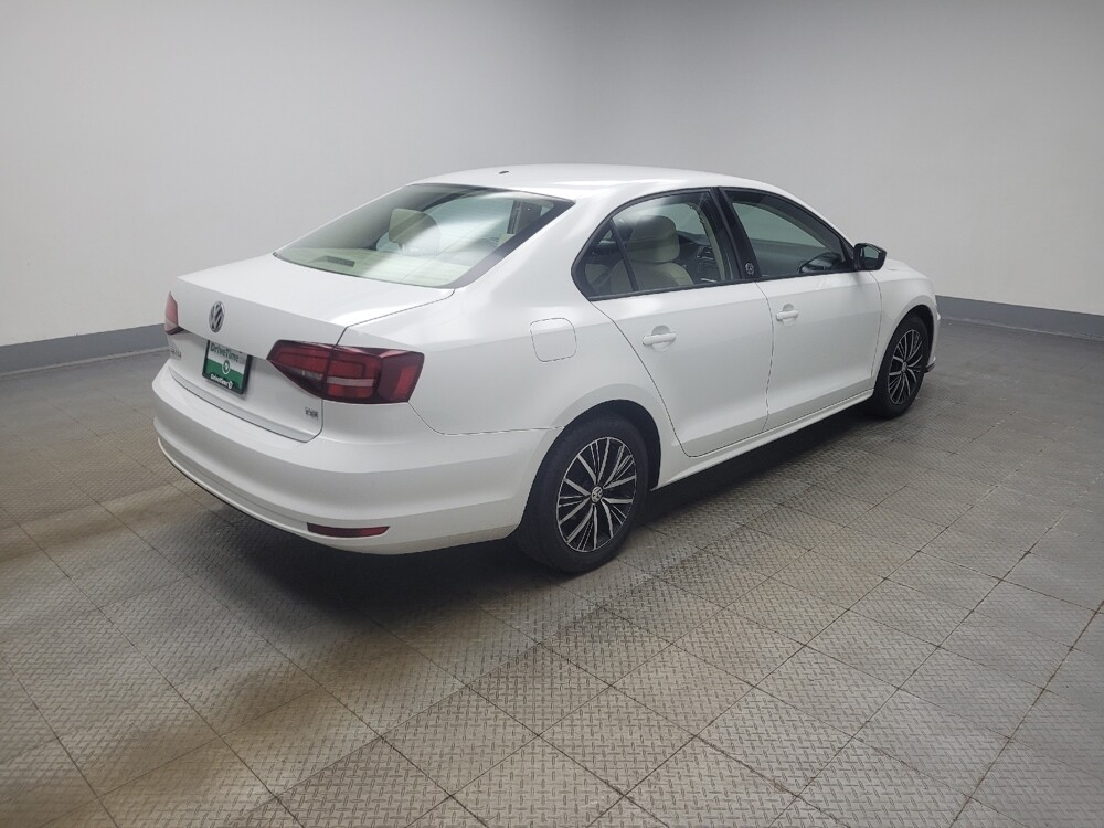 2018 Volkswagen Jetta in Mishawaka, IN 46545 - 18110573 10