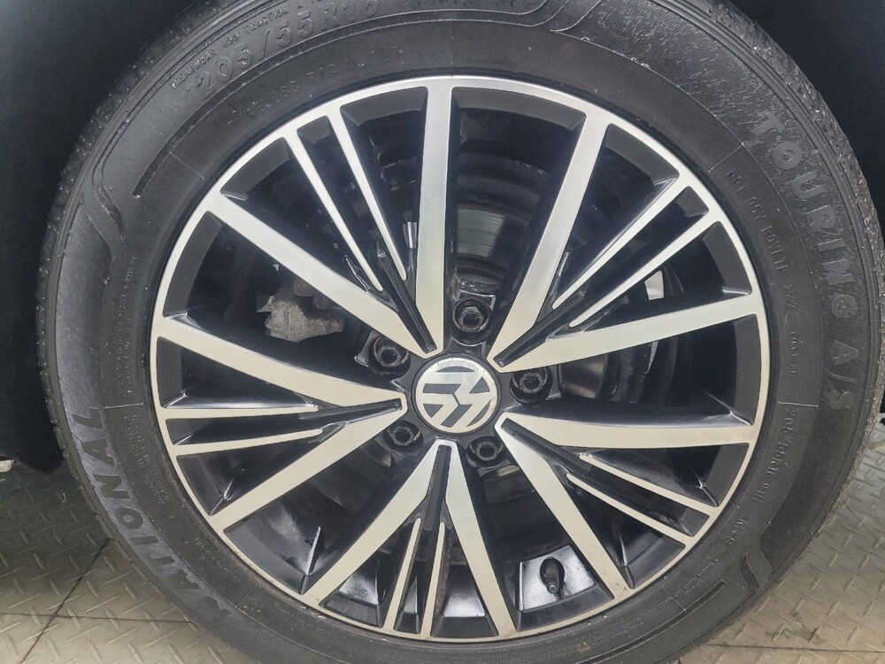 2018 Volkswagen Jetta in Mishawaka, IN 46545 - 18110573 31