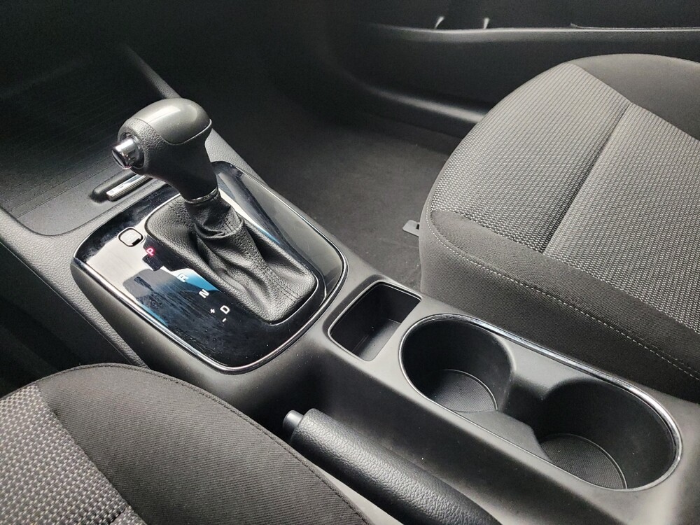 2017 Kia Forte in Eastpointe, MI 48021 - 18110579 26