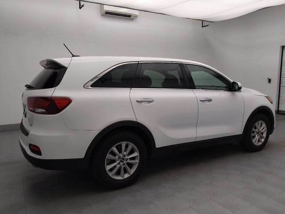 2019 Kia Sorento in Charlotte, NC 28213 - 18110584 10