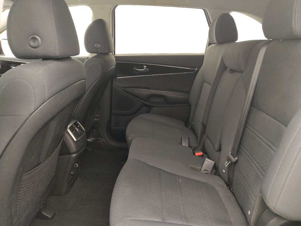 2019 Kia Sorento in Charlotte, NC 28213 - 18110584 18