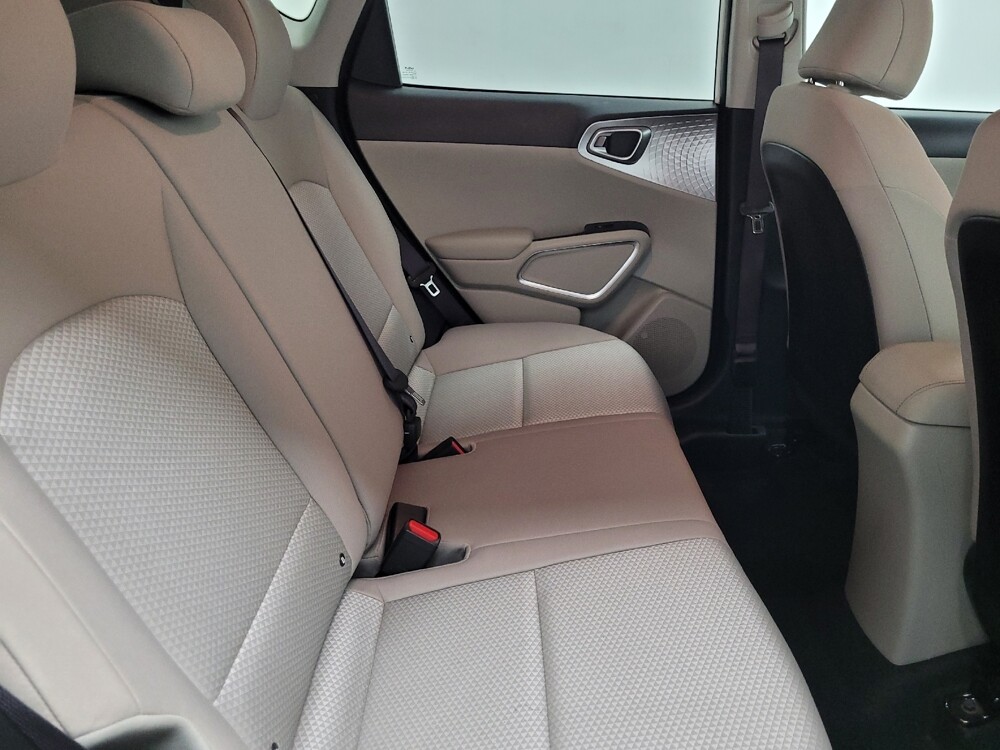 2025 Kia Soul in Las Vegas, NV 89102 - 18110591 19