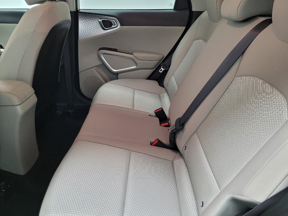 2025 Kia Soul in Las Vegas, NV 89102 - 18110591 18