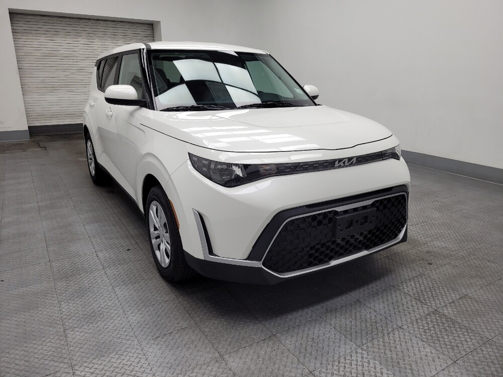 2025 Kia Soul in Las Vegas, NV 89102 - 18110591 13