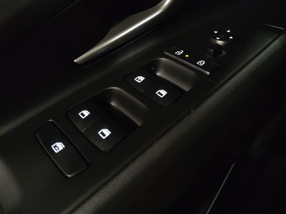 2025 Hyundai Elantra in Kissimmee, FL 34744 - 18110596 27