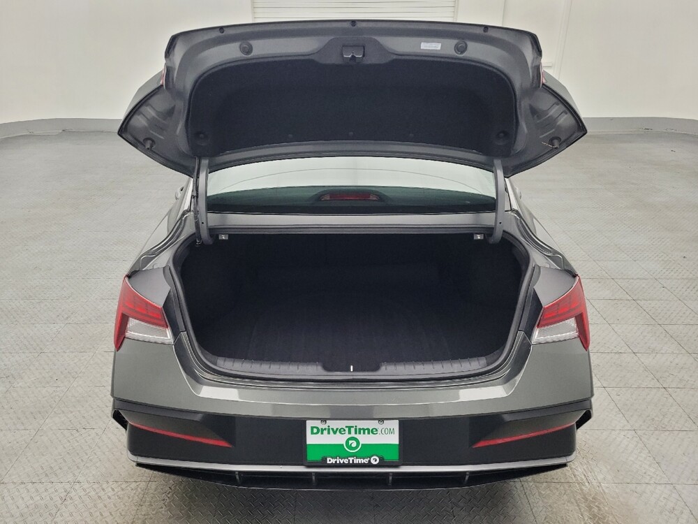 2025 Hyundai Elantra in Kissimmee, FL 34744 - 18110596 29