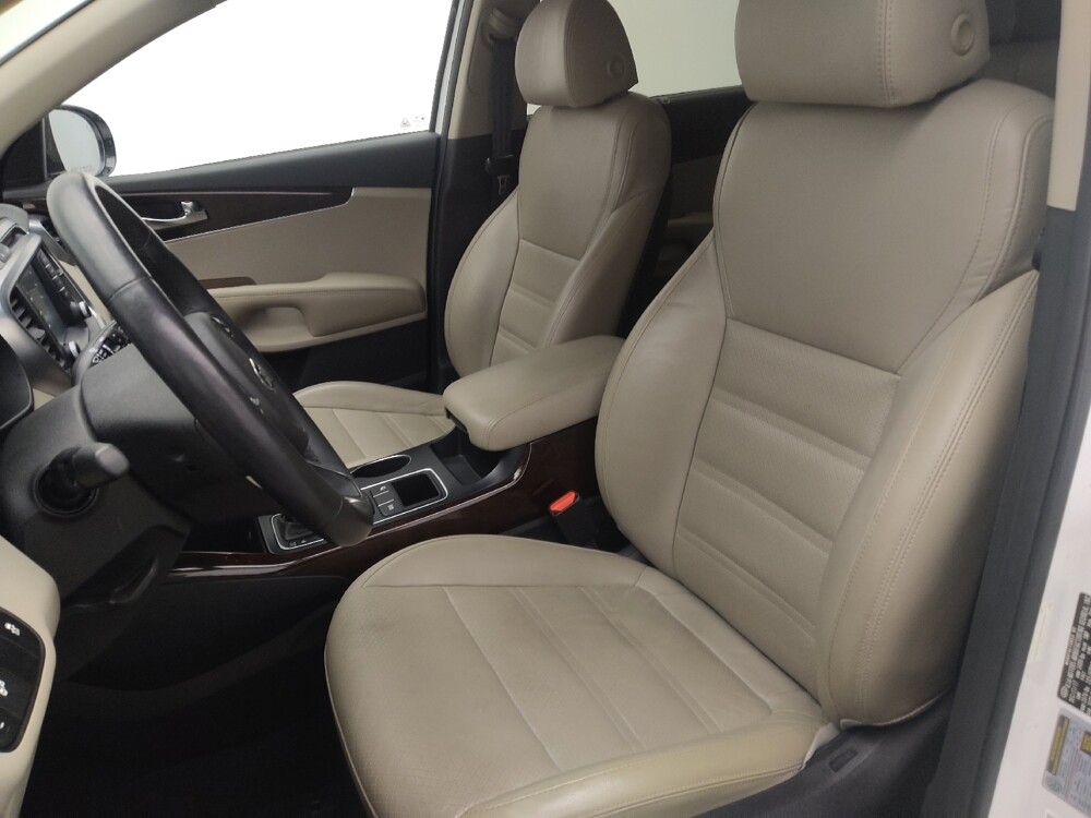 2018 Kia Sorento in Gainesville, FL 32609 - 18110597 17