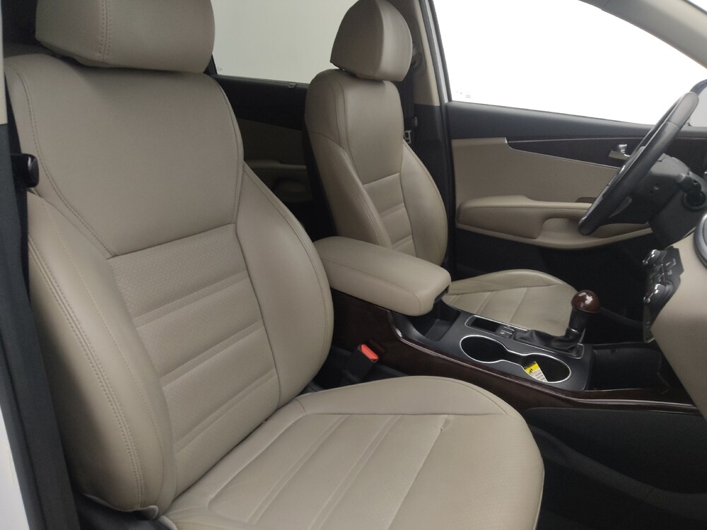 2018 Kia Sorento in Gainesville, FL 32609 - 18110597 21