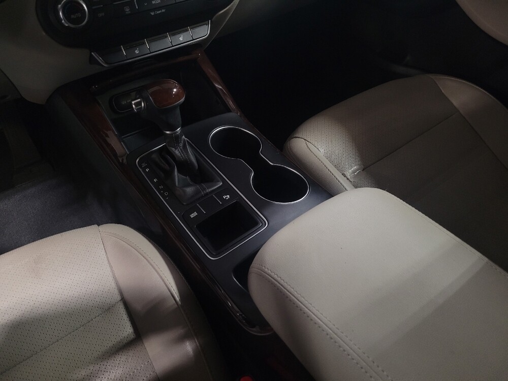 2018 Kia Sorento in Gainesville, FL 32609 - 18110597 26