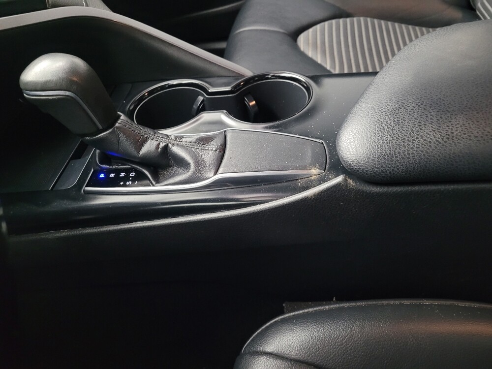 2019 Toyota Camry in Antioch, TN 37013 - 18110598 26