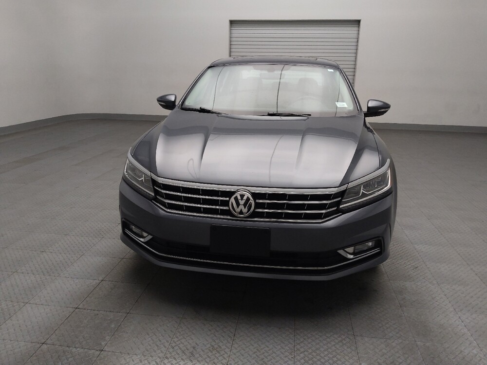 2016 Volkswagen Passat in Lewisville, TX 75067 - 18110599 15
