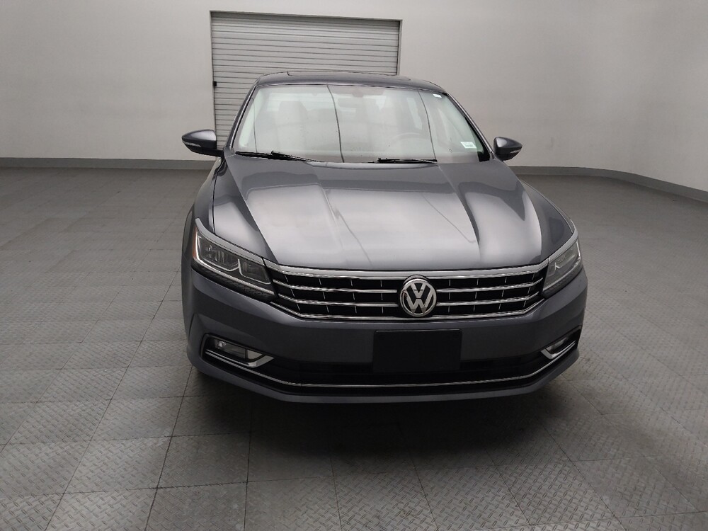 2016 Volkswagen Passat in Lewisville, TX 75067 - 18110599 14