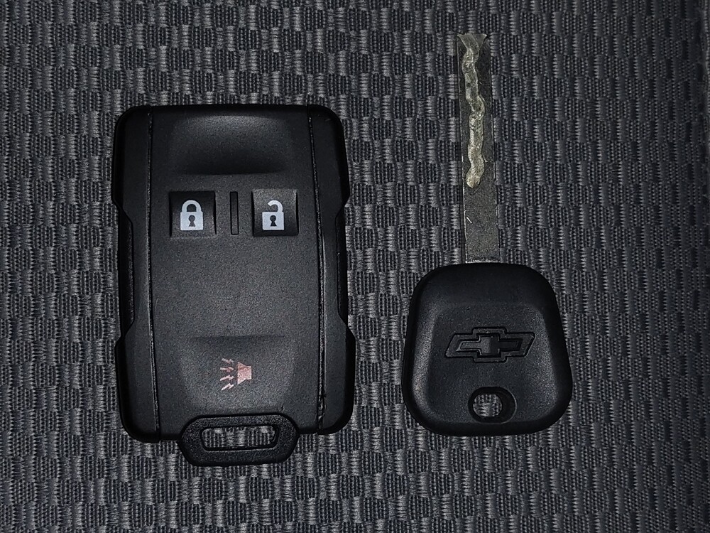 2017 Chevrolet Silverado 1500 in Kissimmee, FL 34744 - 18110604 32