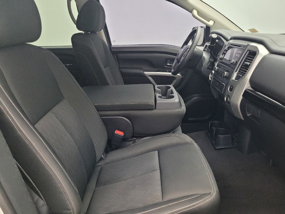 2017 Nissan Titan in Kissimmee, FL 34744 - 18110605 21