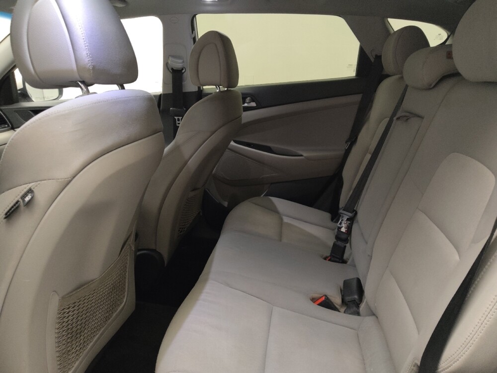 2018 Hyundai Tucson in Lombard, IL 60148 - 18110607 18