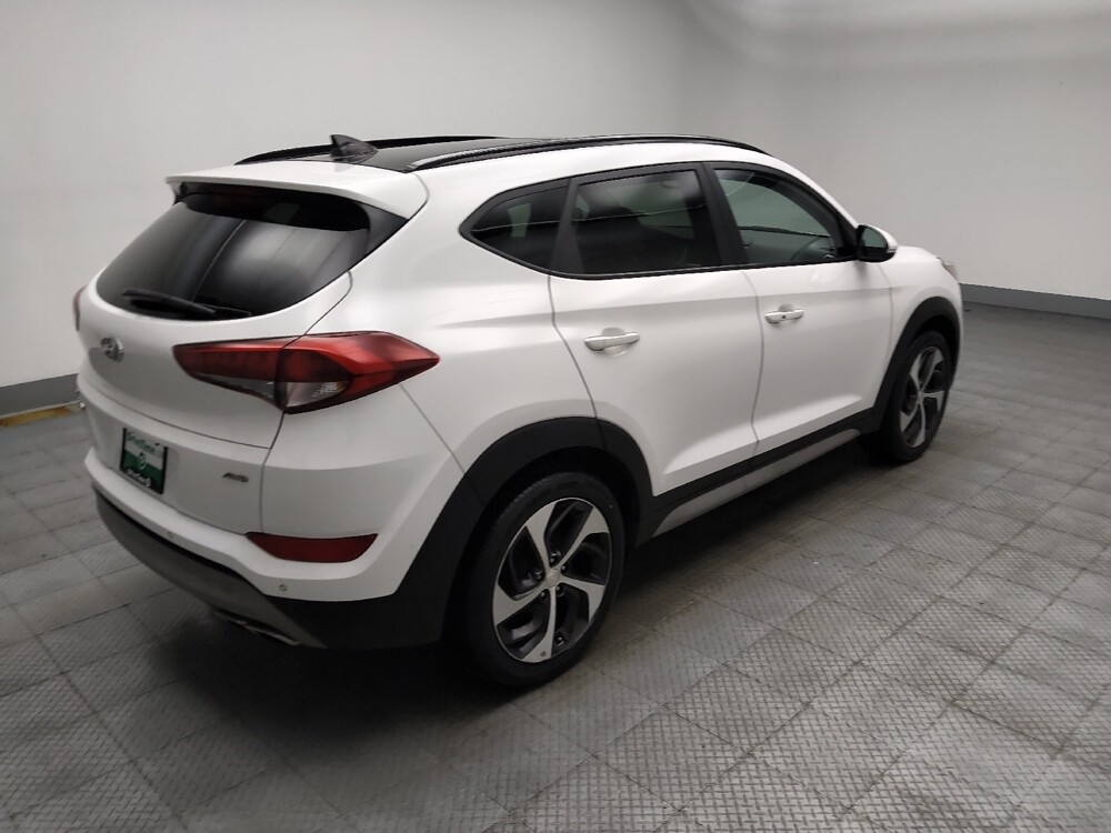 2018 Hyundai Tucson in Lombard, IL 60148 - 18110607 10