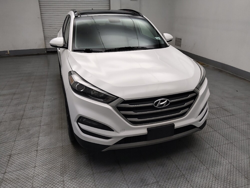 2018 Hyundai Tucson in Lombard, IL 60148 - 18110607 14