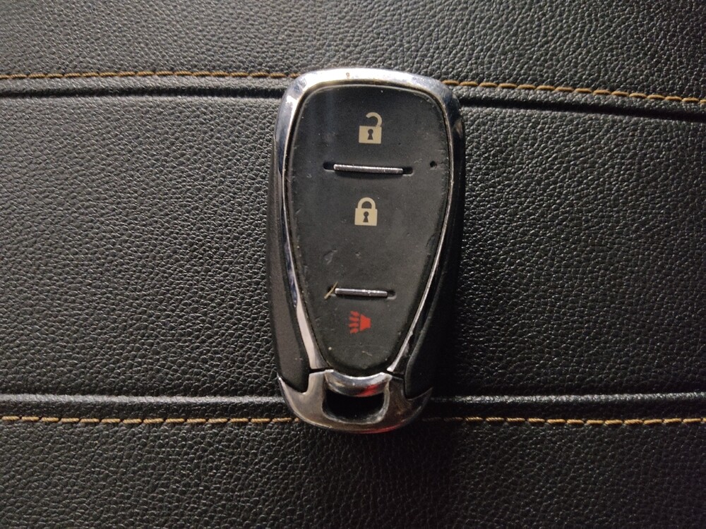 2021 Chevrolet Traverse in Stone Mountain, GA 30083 - 18110608 32