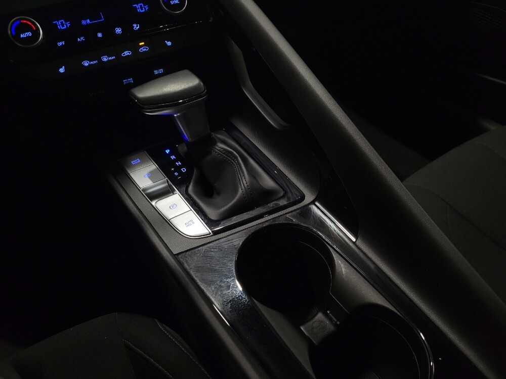 2023 Hyundai Elantra in Woodbridge, VA 22191 - 18110610 26