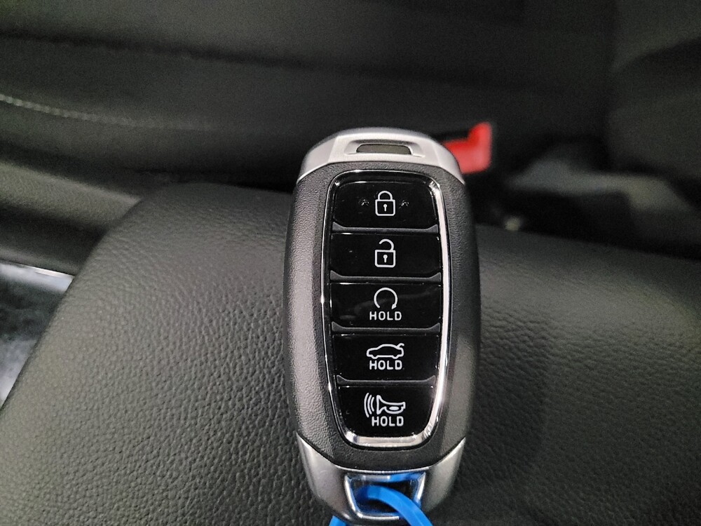 2023 Hyundai Elantra in Woodbridge, VA 22191 - 18110610 32