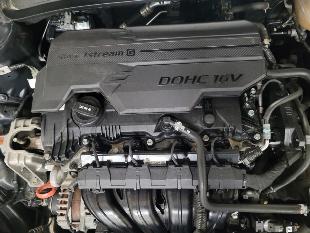 2023 Hyundai Elantra in Woodbridge, VA 22191 - 18110610 30