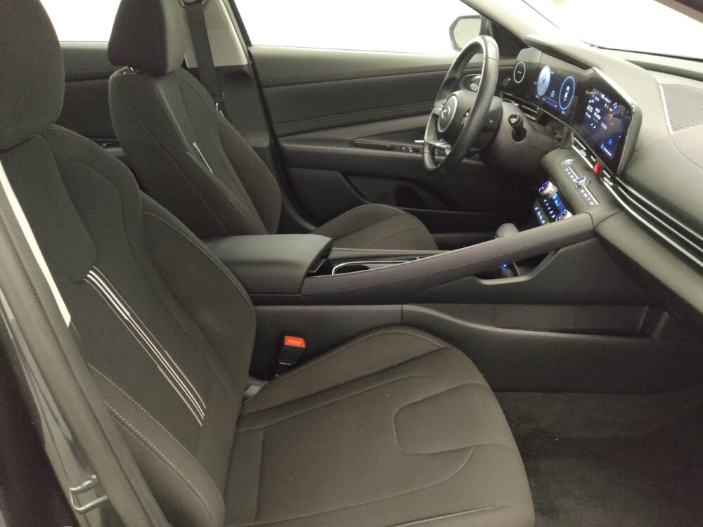 2023 Hyundai Elantra in Woodbridge, VA 22191 - 18110610 21
