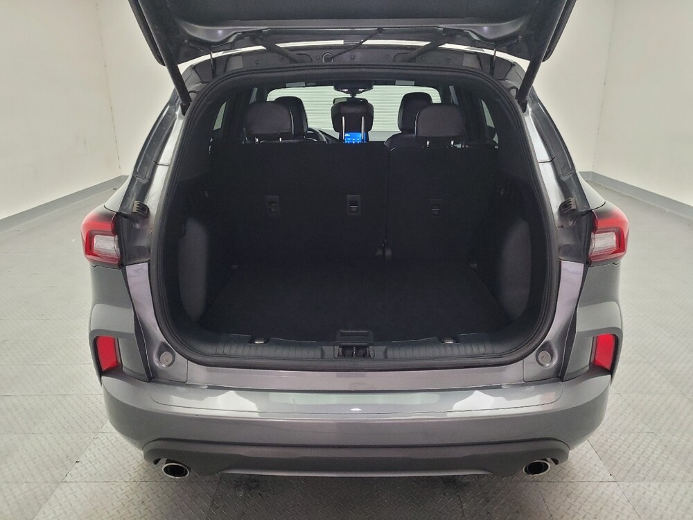 2023 Ford Escape in Montclair, CA 91763 - 18110616 29