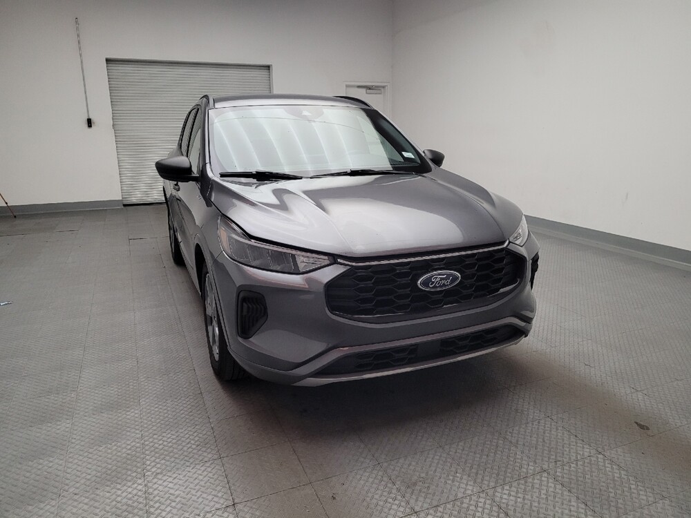 2023 Ford Escape in Montclair, CA 91763 - 18110616 14
