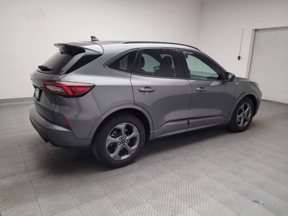 2023 Ford Escape in Montclair, CA 91763 - 18110616 10