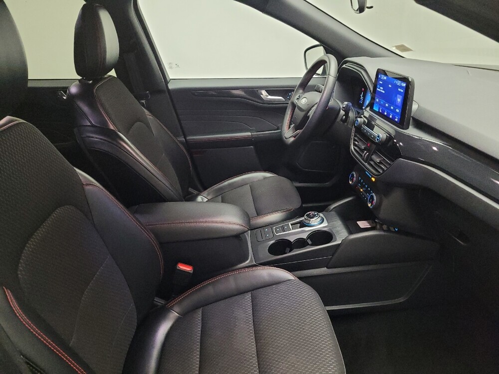 2023 Ford Escape in Montclair, CA 91763 - 18110616 21