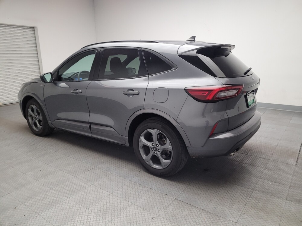 2023 Ford Escape in Montclair, CA 91763 - 18110616 3