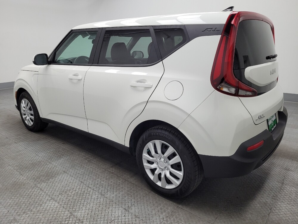 2022 Kia Soul in Las Vegas, NV 89102 - 18110617 3