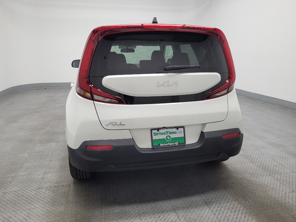 2022 Kia Soul in Las Vegas, NV 89102 - 18110617 6