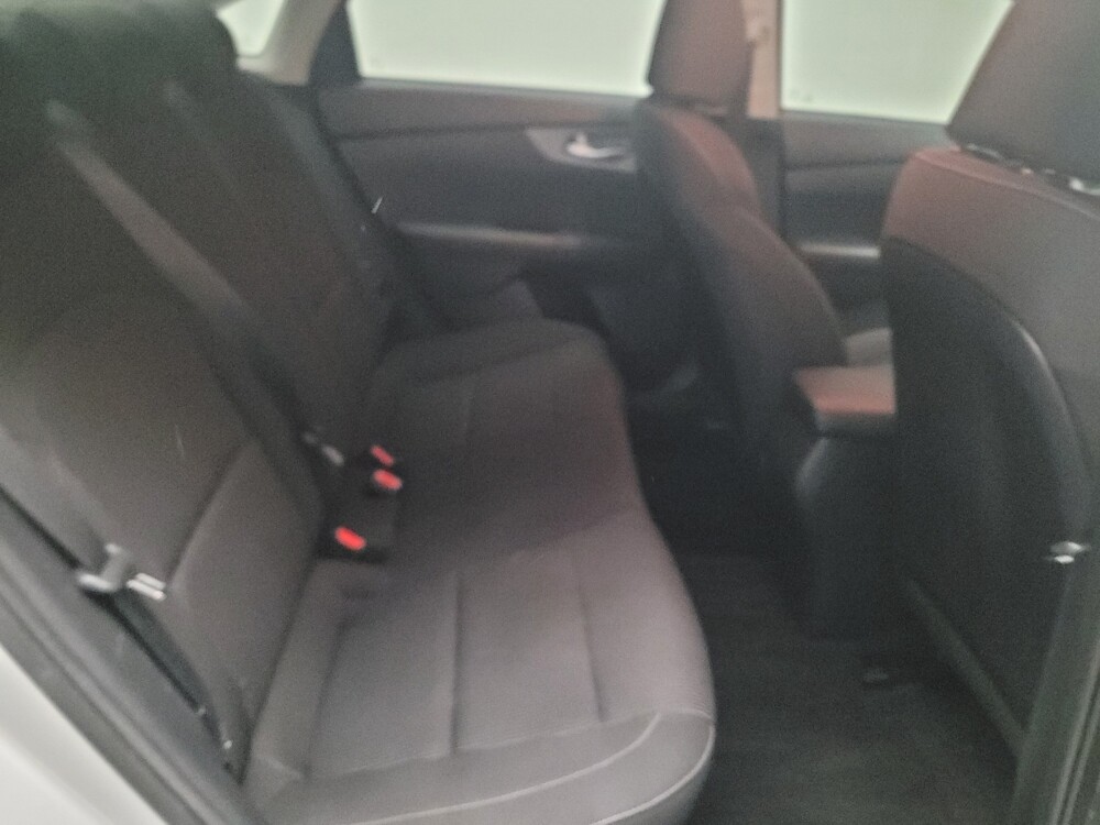 2020 Kia Forte in Montclair, CA 91763 - 18110622 19