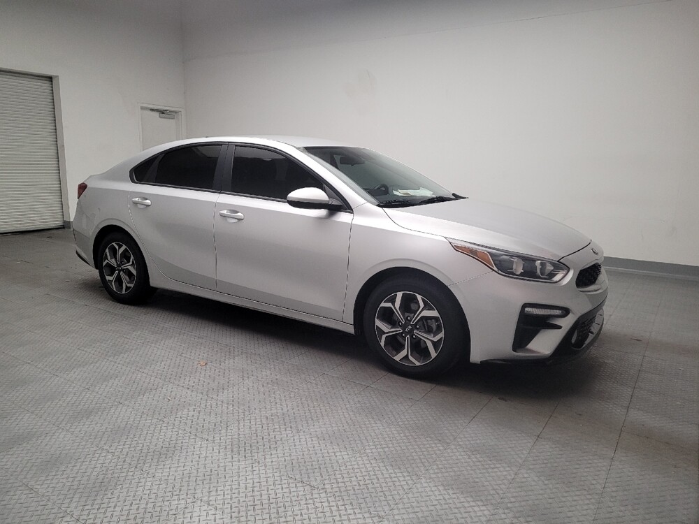 2020 Kia Forte in Montclair, CA 91763 - 18110622 11