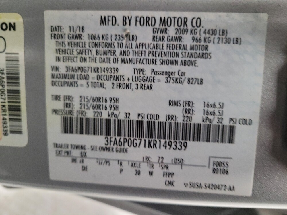 2019 Ford Fusion in Montclair, CA 91763 - 18110624 33