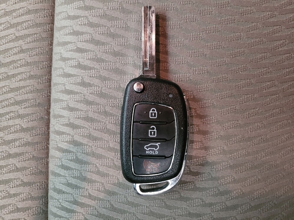 2018 Hyundai Santa Fe in Torrance, CA 90504 - 18110639 32