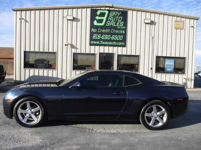 2013 Chevrolet Camaro in Oak Grove, MO 64075 - 18110640 8