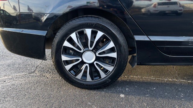 2010 Honda Civic in Dallas, TX 75228 - 18110647 6