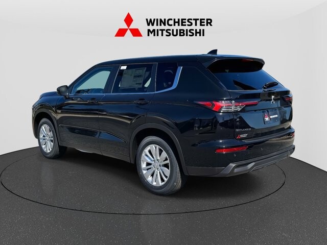 2026 Mitsubishi Outlander in Winchester, VA 22602 - 18110654 4