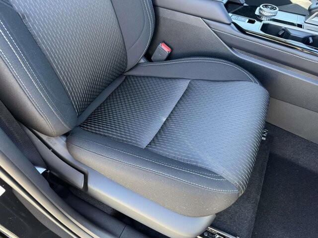 2026 Mitsubishi Outlander in Winchester, VA 22602 - 18110654 10