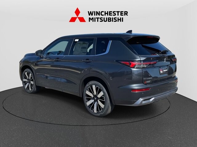 2026 Mitsubishi Outlander in Winchester, VA 22602 - 18110657 4