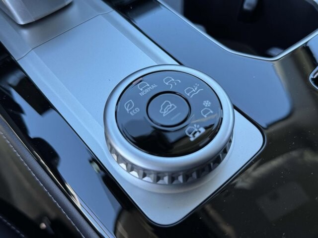 2026 Mitsubishi Outlander in Winchester, VA 22602 - 18110657 21